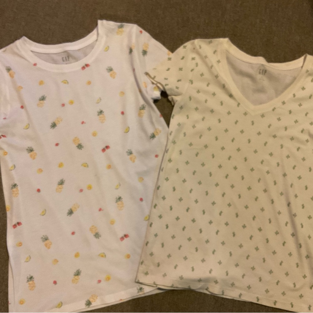 GAP White and Cream T-Shirts with Fun Patterns